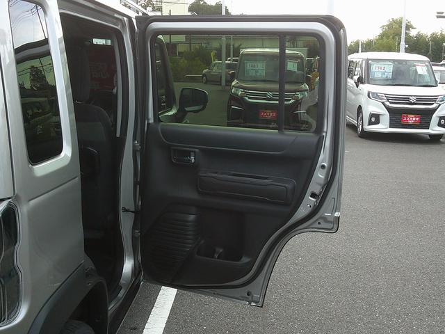 ハスラー タフワイルドターボ 3型 展示準備中車両です。最寄りの当社の店舗へ回送が出来ます。輸送費用のご負担は発生しません。タフワイルドターボ 全方位モニター付メモリーナビゲーション スズキコネクト対応通信機装着車 スマートキー(12枚目)