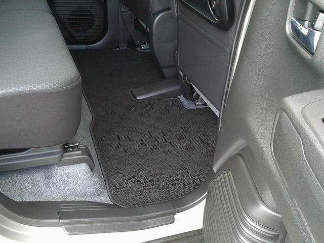 ハスラー タフワイルドターボ 3型 展示準備中車両です。最寄りの当社の店舗へ回送が出来ます。輸送費用のご負担は発生しません。タフワイルドターボ 全方位モニター付メモリーナビゲーション スズキコネクト対応通信機装着車 スマートキー(17枚目)