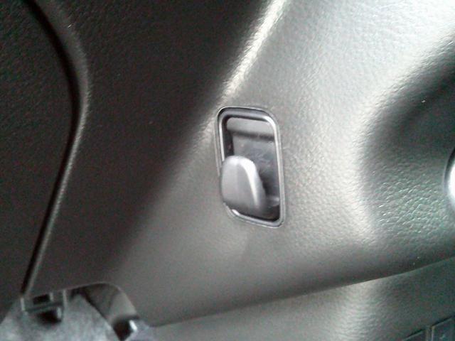 ハスラー タフワイルドターボ 3型 展示準備中車両です。最寄りの当社の店舗へ回送が出来ます。輸送費用のご負担は発生しません。タフワイルドターボ 全方位モニター付メモリーナビゲーション スズキコネクト対応通信機装着車 スマートキー(41枚目)