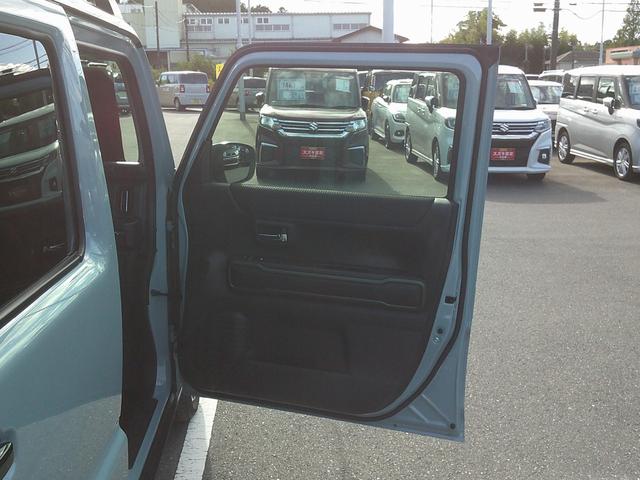 ハスラー タフワイルド 3型 展示準備中車両です。最寄りの当社の店舗へ回送が出来ます。タフワイルド インパネCVT デュアルカメラブレーキサポート 当社試乗車使用 禁煙車 スマートキー プッシュスタート オートエアコン(3枚目)