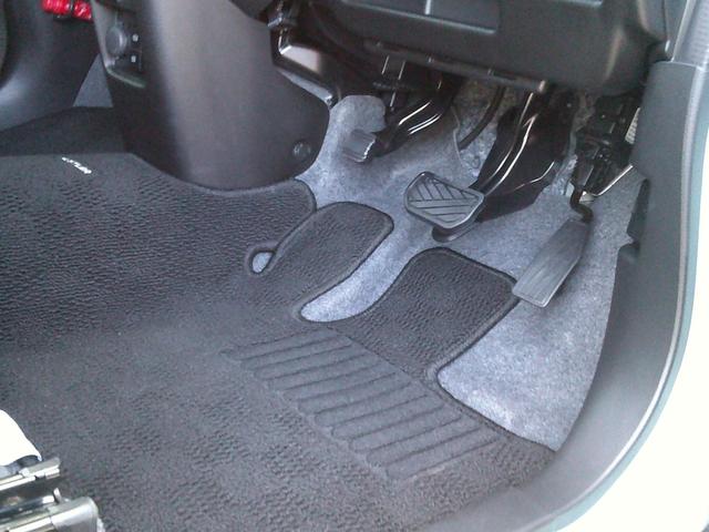 ハスラー タフワイルド 3型 展示準備中車両です。最寄りの当社の店舗へ回送が出来ます。タフワイルド インパネCVT デュアルカメラブレーキサポート 当社試乗車使用 禁煙車 スマートキー プッシュスタート オートエアコン(10枚目)