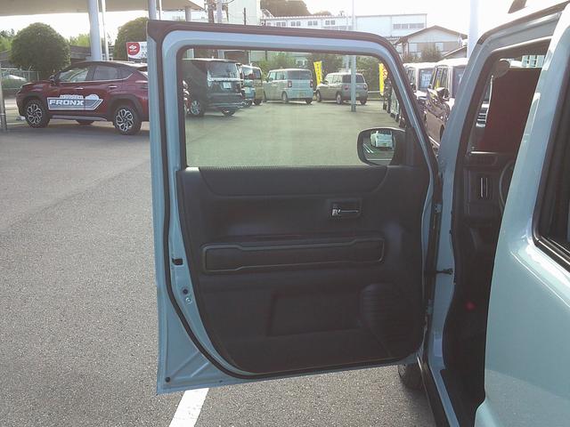 ハスラー タフワイルド 3型 展示準備中車両です。最寄りの当社の店舗へ回送が出来ます。タフワイルド インパネCVT デュアルカメラブレーキサポート 当社試乗車使用 禁煙車 スマートキー プッシュスタート オートエアコン(32枚目)