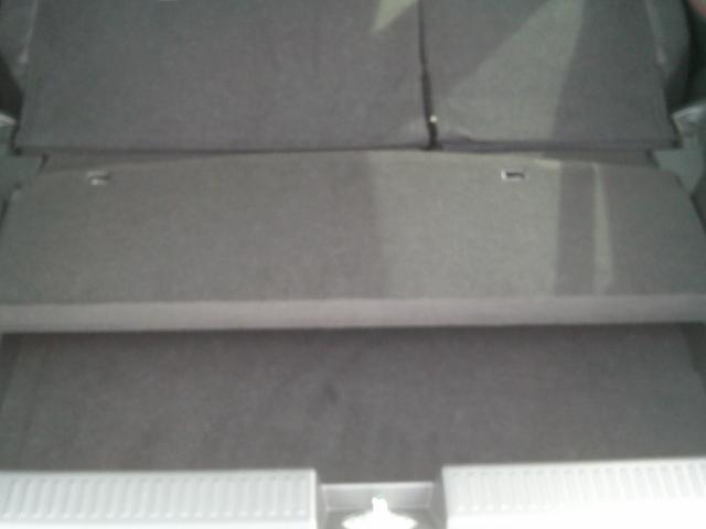 フロンクス １型　展示準備中車両です。最寄りの当社の店舗へ回送が出来ます。輸送費用のご負担は発生しません。２ＷＤ　前輪駆動　フロア６ＡＴ　デュアルセンサーブレーキサポートＩＩ　全方位モニター付ナビ　スズキコネクト対応（20枚目）