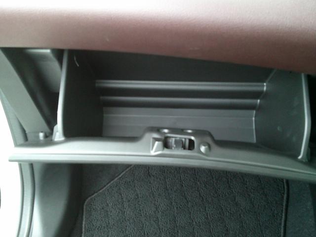 フロンクス １型　展示準備中車両です。最寄りの当社の店舗へ回送が出来ます。輸送費用のご負担は発生しません。２ＷＤ　前輪駆動　フロア６ＡＴ　デュアルセンサーブレーキサポートＩＩ　全方位モニター付ナビ　スズキコネクト対応（35枚目）