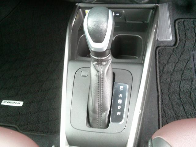 フロンクス １型　展示準備中車両です。最寄りの当社の店舗へ回送が出来ます。輸送費用のご負担は発生しません。２ＷＤ　前輪駆動　フロア６ＡＴ　デュアルセンサーブレーキサポートＩＩ　全方位モニター付ナビ　スズキコネクト対応（47枚目）