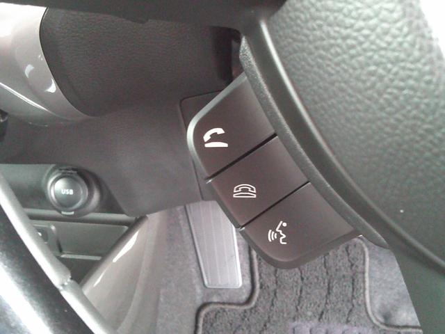 フロンクス １型　展示準備中車両です。最寄りの当社の店舗へ回送が出来ます。輸送費用のご負担は発生しません。２ＷＤ　前輪駆動　フロア６ＡＴ　デュアルセンサーブレーキサポートＩＩ　全方位モニター付ナビ　スズキコネクト対応（56枚目）