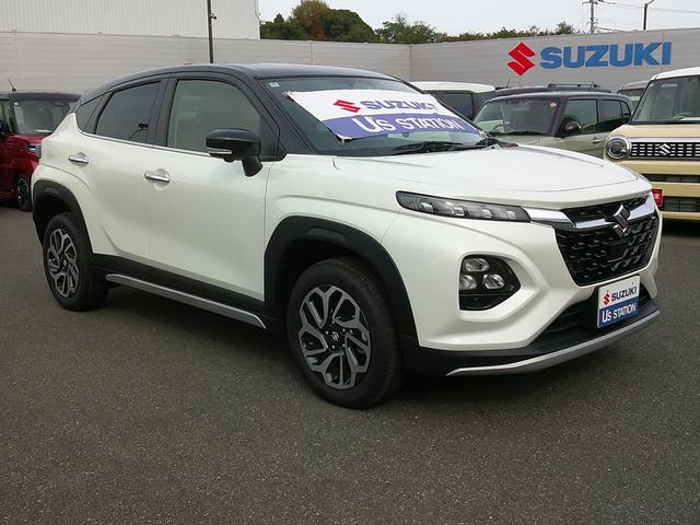 フロンクス １型　展示準備中車両です。最寄りの当社の店舗へ回送が出来ます。輸送費用のご負担は発生しません。２ＷＤ　前輪駆動　フロア６ＡＴ　デュアルセンサーブレーキサポートＩＩ　全方位モニター付ナビ　スズキコネクト対応（67枚目）