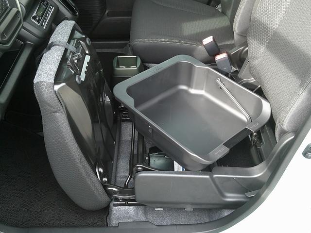 ハスラー タフワイルド　３型　展示準備中車両です。最寄りの当社の店舗へ回送が出来ます。輸送費用のご負担は発生しません。タフワイルド　全方位モニター付メモリーナビゲーション　スズキコネクト対応通信機装着車　当社試乗車使用　禁煙車（38枚目）