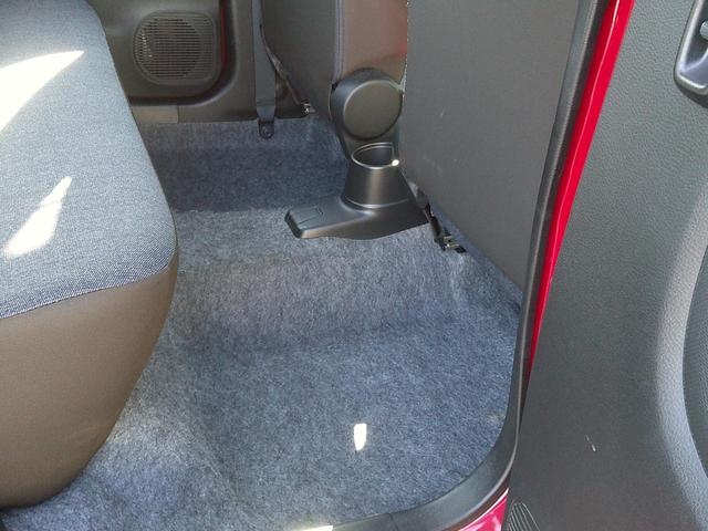 アルト L デュアルカメラブレーキサポート AM/FMラジオ付きCDプレーヤー キーレスエントリー 運転席側シートヒーター 盗難防止システム(14枚目)