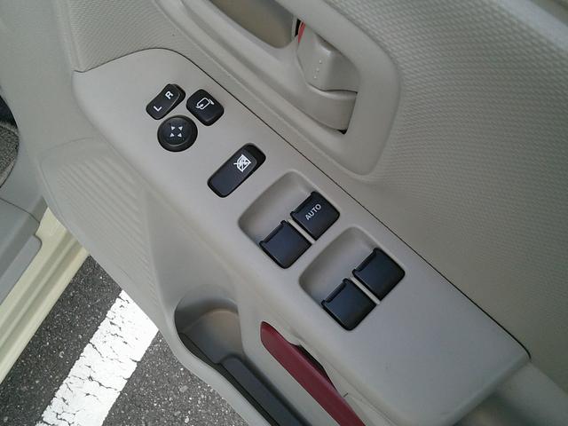 スペーシア ＨＹＢＲＩＤ　Ｘ　２型　ＨＹＢＲＩＤ　Ｘ　純正ナビ　バックカメラ　スマートキー　プッシュスタート　オートエアコン　衝突被害軽減システム　シートヒーター（4枚目）