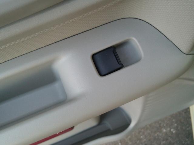 スペーシア ＨＹＢＲＩＤ　Ｘ　２型　ＨＹＢＲＩＤ　Ｘ　純正ナビ　バックカメラ　スマートキー　プッシュスタート　オートエアコン　衝突被害軽減システム　シートヒーター（31枚目）