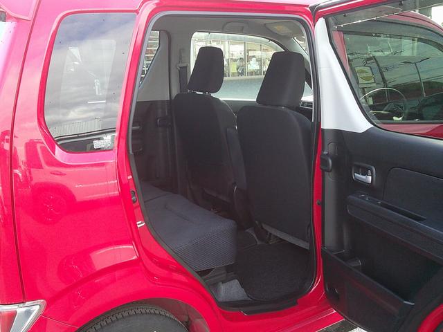 ワゴンR HYBRID FZ 展示準備中車両です。最寄りの当社の店舗へ回送が出来ます。輸送費用のご負担は発生しません。HYBRID FZ セーフティパッケージ装着車 全方位モニター付きメモリーナビ装着車 スマートキー(13枚目)