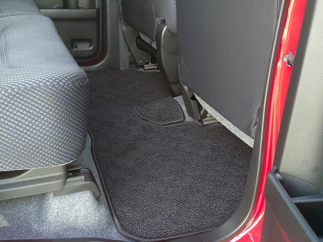 ワゴンR HYBRID FZ 展示準備中車両です。最寄りの当社の店舗へ回送が出来ます。輸送費用のご負担は発生しません。HYBRID FZ セーフティパッケージ装着車 全方位モニター付きメモリーナビ装着車 スマートキー(15枚目)