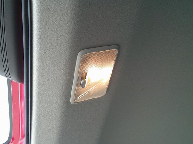 ワゴンR HYBRID FZ 展示準備中車両です。最寄りの当社の店舗へ回送が出来ます。輸送費用のご負担は発生しません。HYBRID FZ セーフティパッケージ装着車 全方位モニター付きメモリーナビ装着車 スマートキー(22枚目)