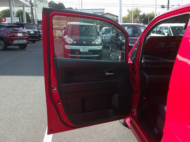 ワゴンR HYBRID FZ 展示準備中車両です。最寄りの当社の店舗へ回送が出来ます。輸送費用のご負担は発生しません。HYBRID FZ セーフティパッケージ装着車 全方位モニター付きメモリーナビ装着車 スマートキー(31枚目)