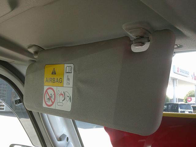 �������������A���ɗL��������܂��B�ڍׂɂ������������܂�����ǂ������C�y�ɂ��₢���킹���������B�X�������肢�v���܂��B