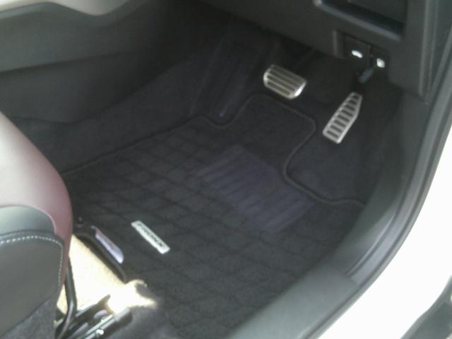 �������������A���ɗL��������܂��B�ڍׂɂ������������܂�����ǂ������C�y�ɂ��₢���킹���������B�X�������肢�v���܂��B