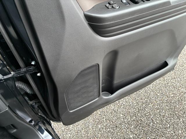 スペーシア ＨＹＢＲＩＤ　Ｇ　純正ナビ　全方位カメラ　Ｂｌｕｅｔｏｏｔｈ　バックカメラ　オートライト　Ｂｌｕｅｔｏｏｔｈ　スライドドア　純正ナビ　プッシュスタート　オートエアコン　スズキセーフティーサポート　アイドリングストップ　横滑り防止機能　衝突安全ボディ（15枚目）