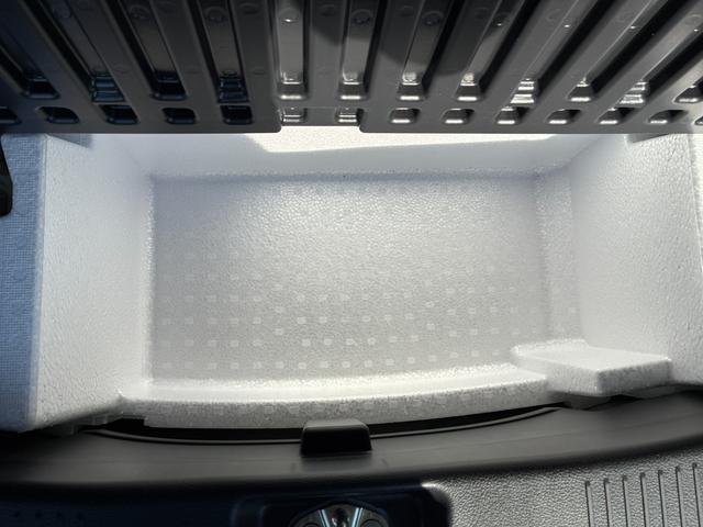 ワゴンRスマイル HYBRID X 3型 両側電動スライドドア アイドリングS オートライト スライドドア プッシュスタート スズキセーフティーサポート アイドリングストップ 横滑り防止機能 衝突安全ボディ 盗難防止システム(45枚目)