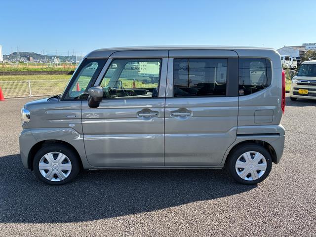 スペーシア HYBRID X 前後衝突被害軽減ブレーキ 両側PSD オートライト スライドドア プッシュスタート シートヒーター オートエアコン スズキセーフティーサポート アイドリングストップ 横滑り防止機能 衝突安全ボディ 盗難防止システム(8枚目)