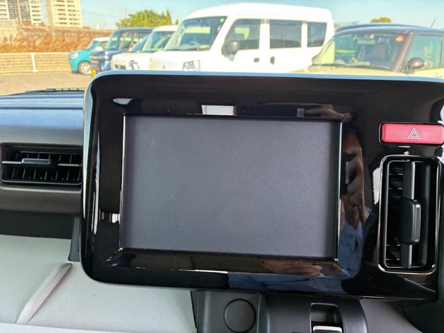 スペーシア HYBRID X 前後衝突被害軽減ブレーキ 両側PSD オートライト スライドドア プッシュスタート シートヒーター オートエアコン スズキセーフティーサポート アイドリングストップ 横滑り防止機能 衝突安全ボディ 盗難防止システム(20枚目)