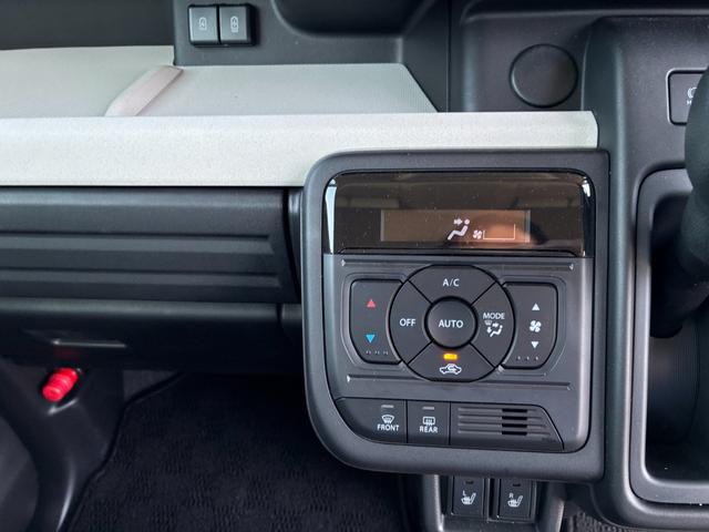 スペーシア HYBRID X 前後衝突被害軽減ブレーキ 両側PSD オートライト スライドドア プッシュスタート シートヒーター オートエアコン スズキセーフティーサポート アイドリングストップ 横滑り防止機能 衝突安全ボディ 盗難防止システム(21枚目)