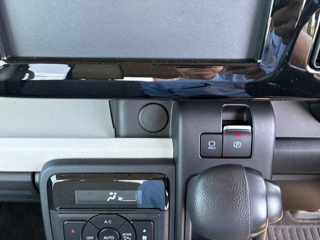 スペーシア HYBRID X 前後衝突被害軽減ブレーキ 両側PSD オートライト スライドドア プッシュスタート シートヒーター オートエアコン スズキセーフティーサポート アイドリングストップ 横滑り防止機能 衝突安全ボディ 盗難防止システム(23枚目)