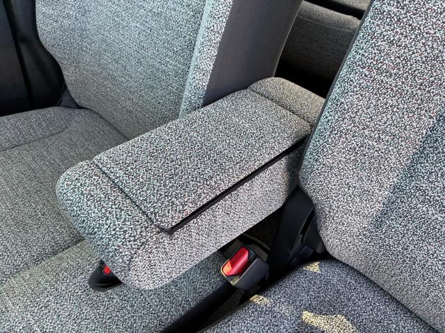 スペーシア HYBRID X 前後衝突被害軽減ブレーキ 両側PSD オートライト スライドドア プッシュスタート シートヒーター オートエアコン スズキセーフティーサポート アイドリングストップ 横滑り防止機能 衝突安全ボディ 盗難防止システム(33枚目)