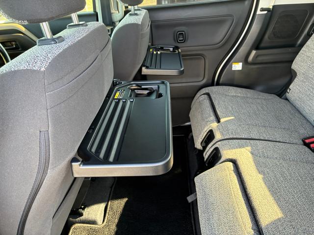 スペーシア HYBRID X 前後衝突被害軽減ブレーキ 両側PSD オートライト スライドドア プッシュスタート シートヒーター オートエアコン スズキセーフティーサポート アイドリングストップ 横滑り防止機能 衝突安全ボディ 盗難防止システム(43枚目)