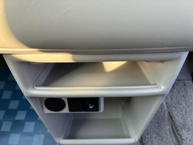 アルトラパン Ｆリミテッド　ナビ　バックカメラ　Ｂｌｕｅｔｏｏｔｈ　ＥＴＣ　バックカメラ　オートライト　Ｂｌｕｅｔｏｏｔｈ　純正ナビ　プッシュスタート　シートヒーター　オートエアコン　スズキセーフティーサポート　アイドリングストップ　横滑り防止機能　衝突安全ボディ　ドラレコ（31枚目）