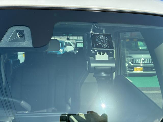 スペーシアカスタム カスタム　ＨＹＢＲＩＤ　ＸＳ　３型　純正ナビ　全方位カメラ　ドライブレコーダー　バックカメラ　オートライト　Ｂｌｕｅｔｏｏｔｈ　スライドドア　純正ナビ　プッシュスタート　シートヒーター　オートエアコン　ＥＴＣ　スズキセーフティーサポート　アイドリングストップ（10枚目）