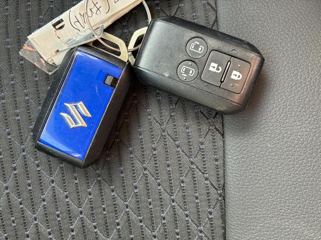 スペーシアカスタム カスタム　ＨＹＢＲＩＤ　ＸＳ　３型　純正ナビ　全方位カメラ　ドライブレコーダー　バックカメラ　オートライト　Ｂｌｕｅｔｏｏｔｈ　スライドドア　純正ナビ　プッシュスタート　シートヒーター　オートエアコン　ＥＴＣ　スズキセーフティーサポート　アイドリングストップ（55枚目）