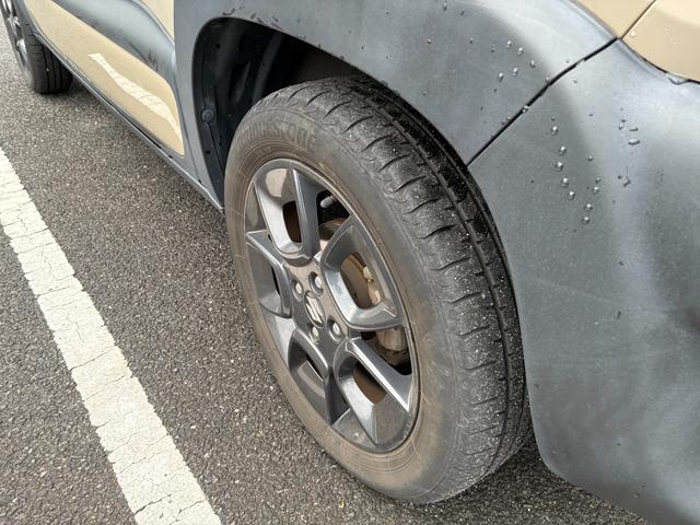 クロスビー ＨＹＢＲＩＤ　ＭＺ　ＭＮ７１Ｓ　ナビ　全方位カメラ　ＥＴＣ　バックカメラ　オートライト　Ｂｌｕｅｔｏｏｔｈ　純正ナビ　プッシュスタート　シートヒーター　オートエアコン　スズキセーフティーサポート　ＥＴＣ　アイドリングストップ　横滑り防止機能　衝突安全ボディ（12枚目）