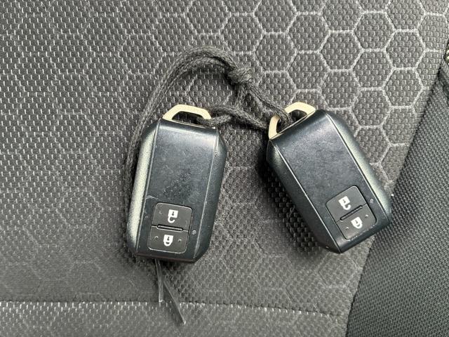 クロスビー ＨＹＢＲＩＤ　ＭＺ　ＭＮ７１Ｓ　ナビ　全方位カメラ　ＥＴＣ　バックカメラ　オートライト　Ｂｌｕｅｔｏｏｔｈ　純正ナビ　プッシュスタート　シートヒーター　オートエアコン　スズキセーフティーサポート　ＥＴＣ　アイドリングストップ　横滑り防止機能　衝突安全ボディ（30枚目）