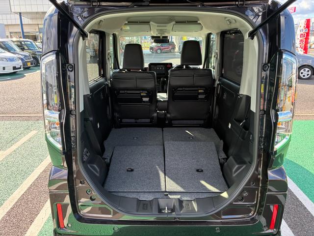 スペーシアカスタム カスタム　ＨＹＢＲＩＤ　ＸＳ　ナビ　全方位カメラ　両側ＰＳＤ　バックカメラ　オートライト　Ｂｌｕｅｔｏｏｔｈ　スライドドア　純正ナビ　プッシュスタート　シートヒーター　オートエアコン　スズキセーフティーサポート　アイドリングストップ　横滑り防止機能（53枚目）