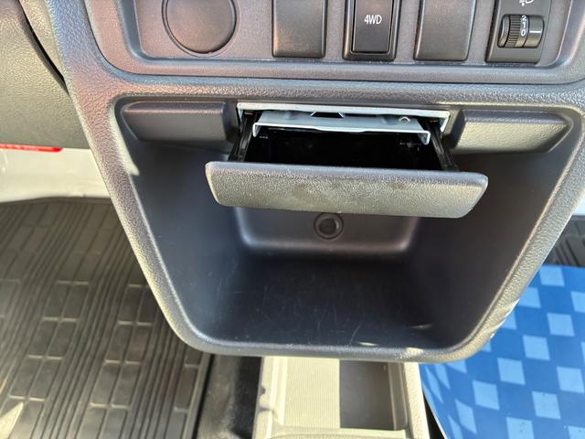 キャリイトラック ＫＣ　エアコン・パワステ　２型　５ＭＴ　パートタイム４ＷＤ　４ＷＤ　エアコン　パワステ　三方開（24枚目）