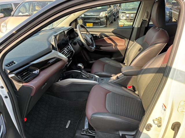 ����̖ڗ����ɂ��������F