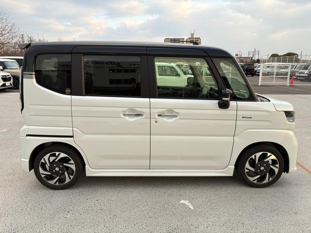 スペーシアカスタム カスタム HYBRID XS 純正ナビ 全方位C 両側PSD バックカメラ オートライト Bluetooth スライドドア 純正ナビ プッシュスタート シートヒーター オートエアコン スズキセーフティーサポート アイドリングストップ 横滑り防止機能(4枚目)