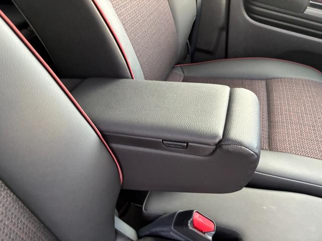 スペーシアカスタム カスタム HYBRID XS 純正ナビ 全方位C 両側PSD バックカメラ オートライト Bluetooth スライドドア 純正ナビ プッシュスタート シートヒーター オートエアコン スズキセーフティーサポート アイドリングストップ 横滑り防止機能(33枚目)