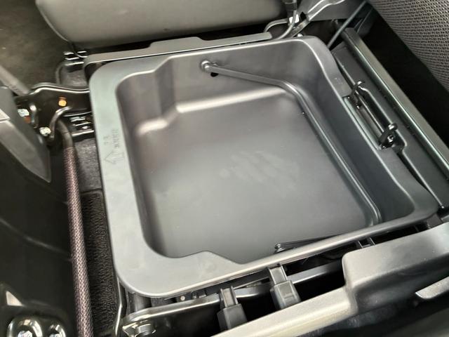 スペーシアカスタム カスタム HYBRID XS 純正ナビ 全方位C 両側PSD バックカメラ オートライト Bluetooth スライドドア 純正ナビ プッシュスタート シートヒーター オートエアコン スズキセーフティーサポート アイドリングストップ 横滑り防止機能(38枚目)