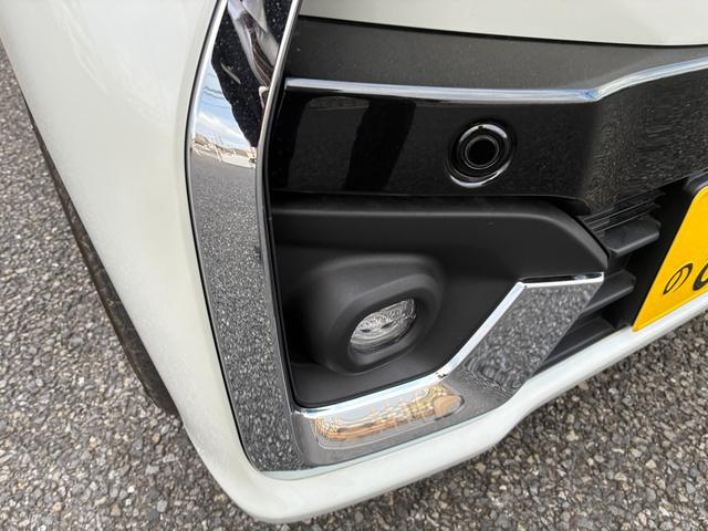 スペーシアカスタム カスタム HYBRID XS 純正ナビ 全方位C 両側PSD バックカメラ オートライト Bluetooth 純正ナビ スライドドア プッシュスタート シートヒーター オートエアコン スズキセーフティーサポート アイドリングストップ 横滑り防止機能(11枚目)