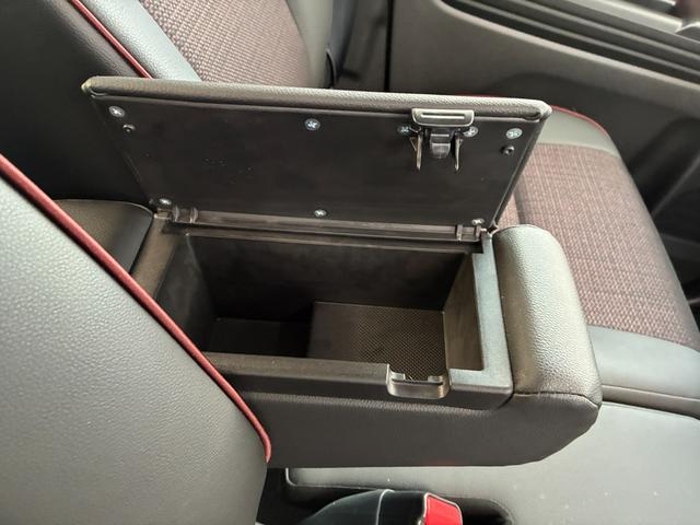 スペーシアカスタム カスタム HYBRID XS 純正ナビ 全方位C 両側PSD バックカメラ オートライト Bluetooth 純正ナビ スライドドア プッシュスタート シートヒーター オートエアコン スズキセーフティーサポート アイドリングストップ 横滑り防止機能(33枚目)