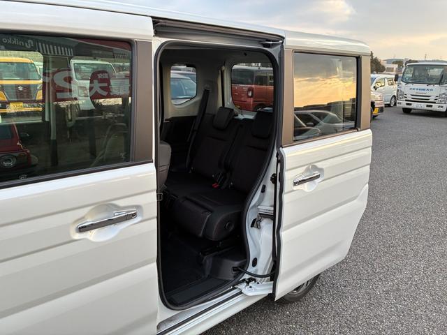 スペーシアカスタム カスタム HYBRID XS 純正ナビ 全方位C 両側PSD バックカメラ オートライト Bluetooth 純正ナビ スライドドア プッシュスタート シートヒーター オートエアコン スズキセーフティーサポート アイドリングストップ 横滑り防止機能(38枚目)