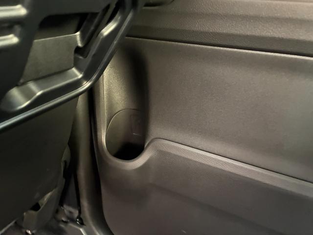 スペーシアカスタム カスタム HYBRID XS 純正ナビ 全方位C 両側PSD バックカメラ オートライト Bluetooth 純正ナビ スライドドア プッシュスタート シートヒーター オートエアコン スズキセーフティーサポート アイドリングストップ 横滑り防止機能(41枚目)