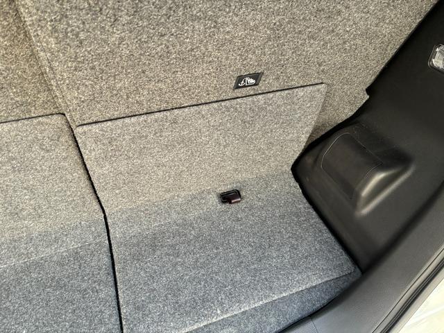 スペーシアカスタム カスタム HYBRID XS 純正ナビ 全方位C 両側PSD バックカメラ オートライト Bluetooth 純正ナビ スライドドア プッシュスタート シートヒーター オートエアコン スズキセーフティーサポート アイドリングストップ 横滑り防止機能(50枚目)