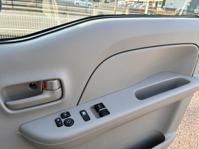 エブリイ PC 6型 前後衝突被害軽減ブレーキ 横滑り防止装置 オートライト スライドドア スズキセーフティーサポート アイドリングストップ 横滑り防止機能 衝突安全ボディ(14枚目)