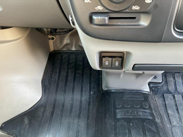 エブリイ PC 6型 前後衝突被害軽減ブレーキ 横滑り防止装置 オートライト スライドドア スズキセーフティーサポート アイドリングストップ 横滑り防止機能 衝突安全ボディ(25枚目)