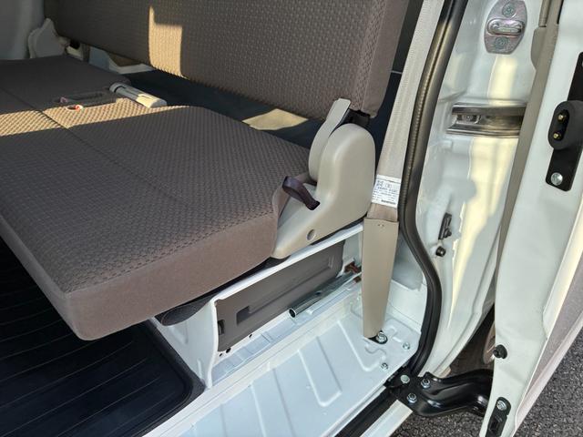 エブリイ PC 6型 前後衝突被害軽減ブレーキ 横滑り防止装置 オートライト スライドドア スズキセーフティーサポート アイドリングストップ 横滑り防止機能 衝突安全ボディ(39枚目)