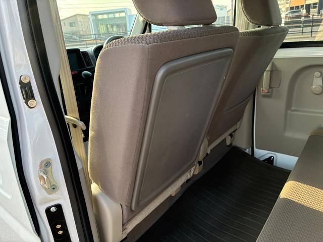 エブリイ PC 6型 前後衝突被害軽減ブレーキ 横滑り防止装置 オートライト スライドドア スズキセーフティーサポート アイドリングストップ 横滑り防止機能 衝突安全ボディ(41枚目)