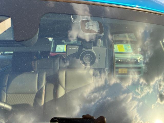 スペーシアカスタム カスタム　ＨＹＢＲＩＤ　ＸＳ　２型　ディスプレイオーディオ　オートライト　Ｂｌｕｅｔｏｏｔｈ　スライドドア　プッシュスタート　シートヒーター　オートエアコン　スズキセーフティーサポート　　アイドリングストップ　横滑り防止機能　衝突安全ボディ　ＥＴＣ（10枚目）